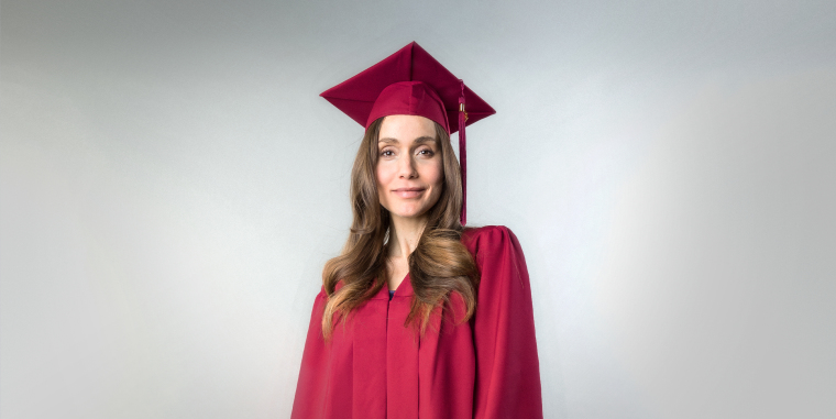 Chapeau de diplômé rouge Chapeau de diplômé rouge